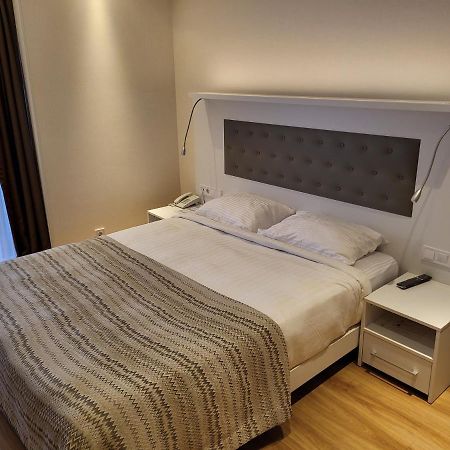 Black Sea Apartments Alliance Palace 바투미 외부 사진