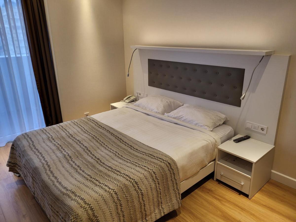 Black Sea Apartments Alliance Palace 바투미 외부 사진