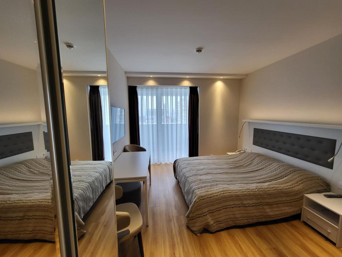 Black Sea Apartments Alliance Palace 바투미 외부 사진