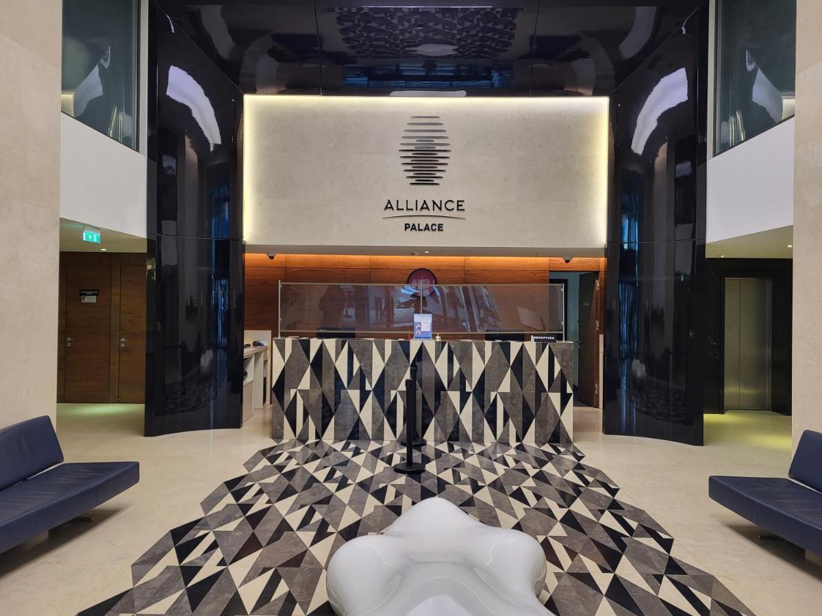 Black Sea Apartments Alliance Palace 바투미 외부 사진